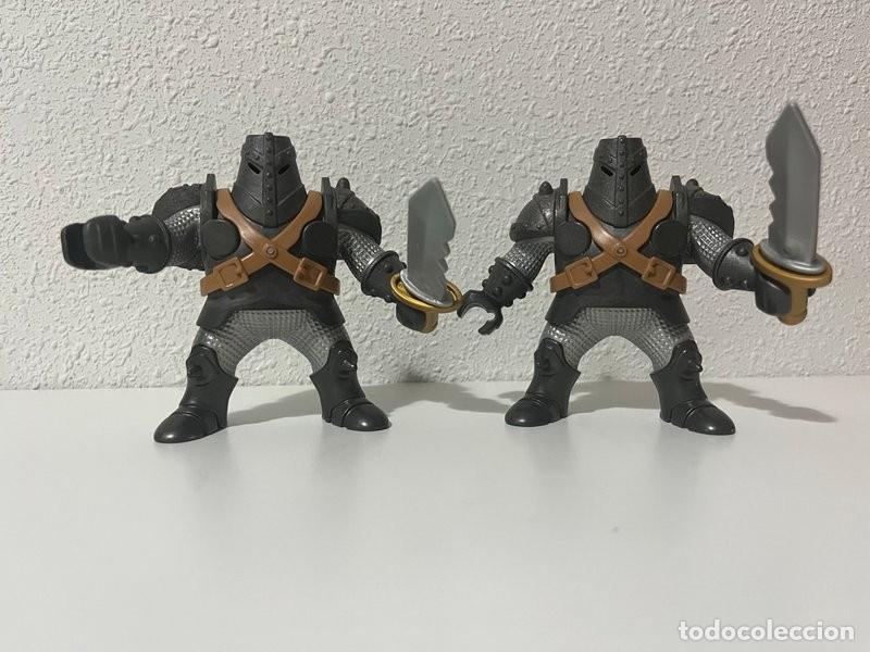 Playmobil: Playmobil 2 caballeros gigantes con armadura y espada