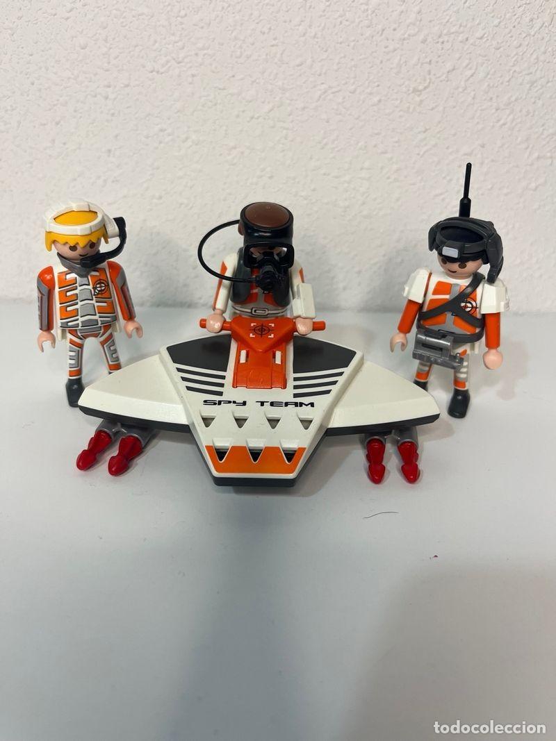 Playmobil: Playmobil Spy Team: veh&iacute;culo blanco y naranja con 3 esp&iacute;as