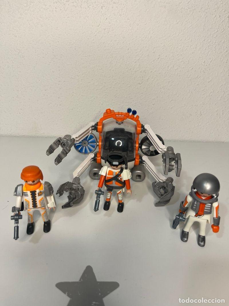 Playmobil: Playmobil Futuro: veh&iacute;culo con brazos articulados y 3 astronautas