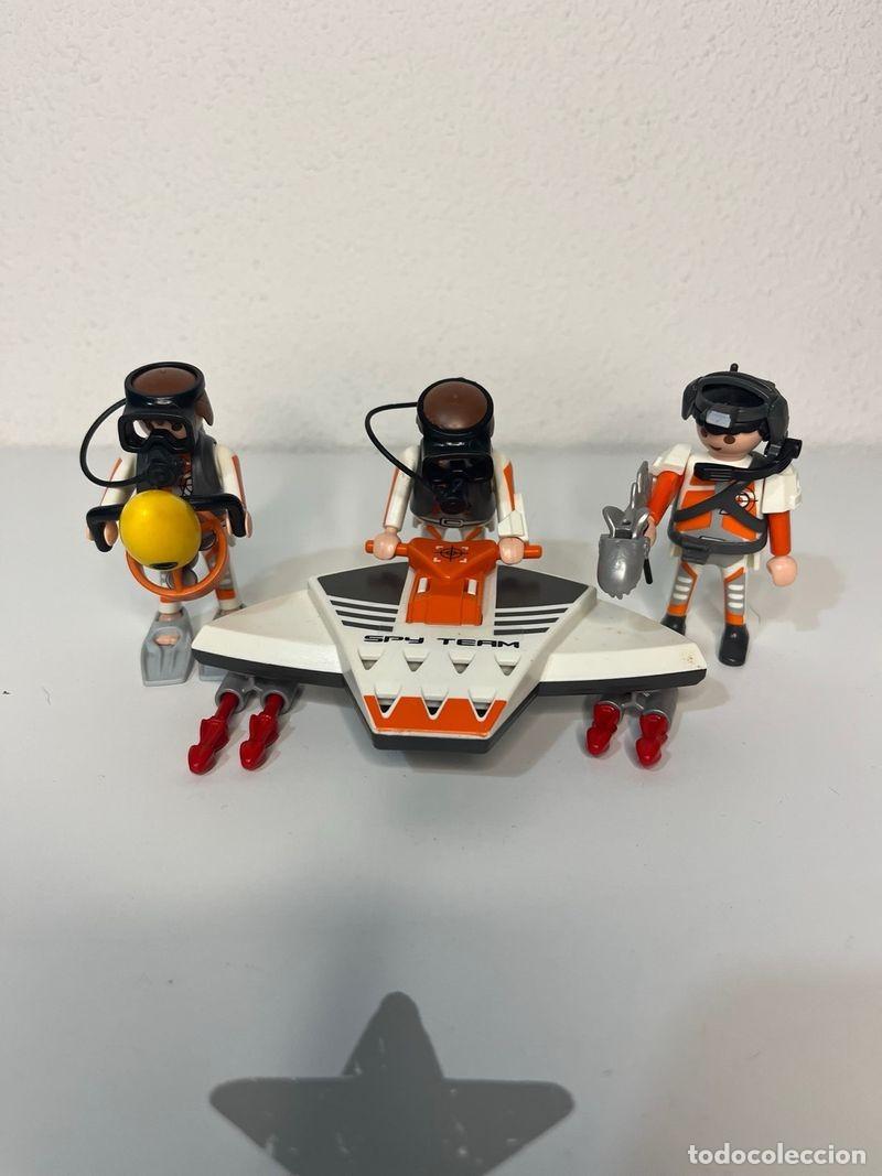 Playmobil: Playmobil Spy Team: veh&iacute;culo futurista con 3 exploradores