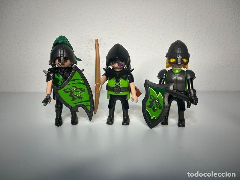 Playmobil: Playmobil 3 caballeros del lobo con escudos y arco