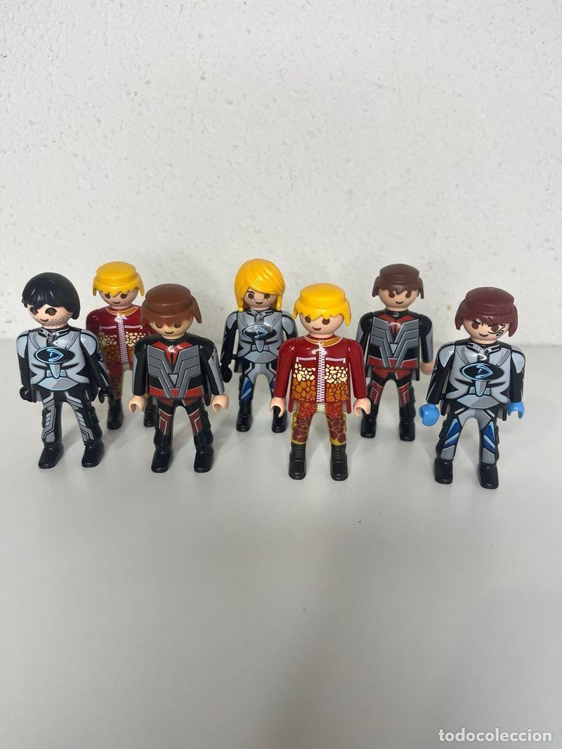 Playmobil: Playmobil 7 figuras de estilo moderno y colores vivos