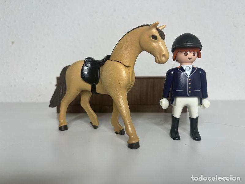 Playmobil: Playmobil jinete con caballo beige y valla de madera