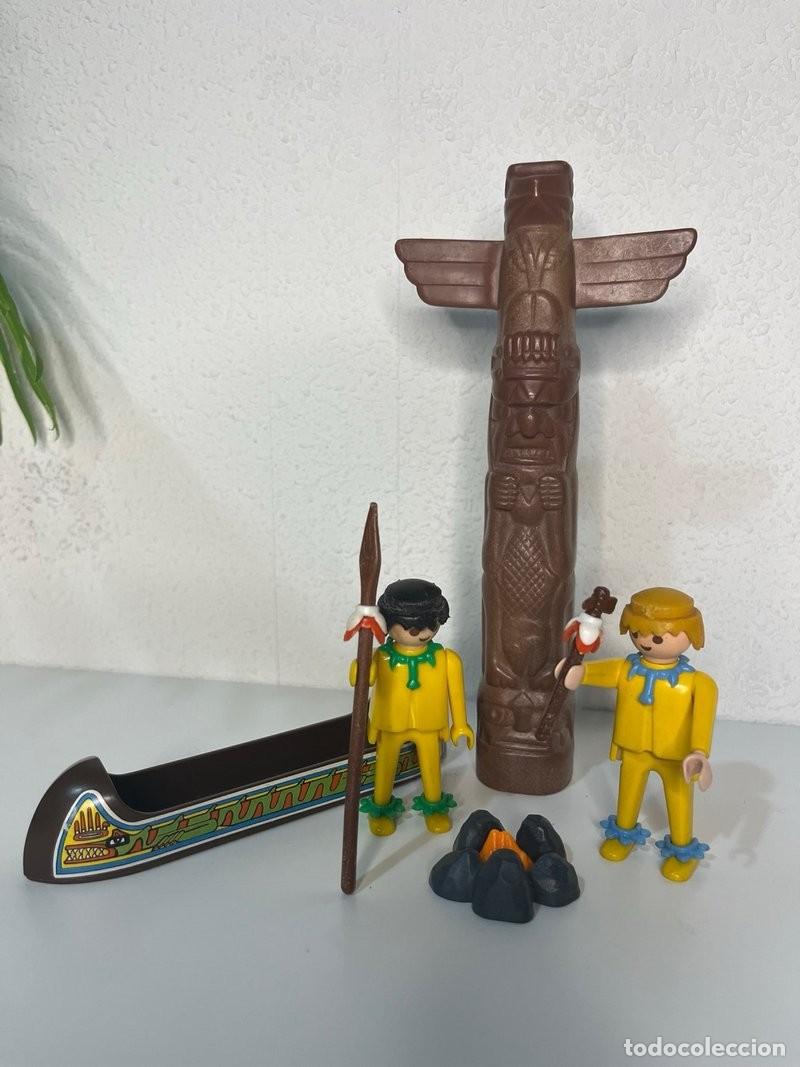 Playmobil: Playmobil indios vintage con t&oacute;tem grande y canoa