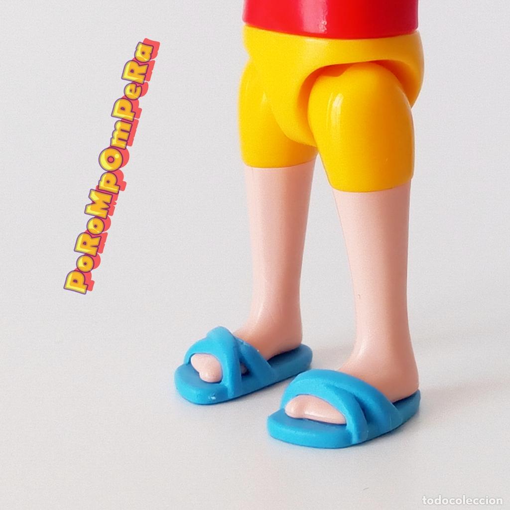 Playmobil: PLAYMOBIL pareja sandalia adulto r&iacute;gida azul claro chancla playa piscina par T3