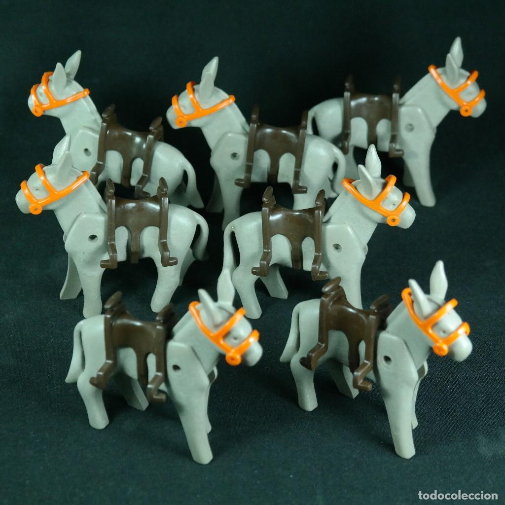 Playmobil: Playmobil 8 burros con monturas excelente estado ☼