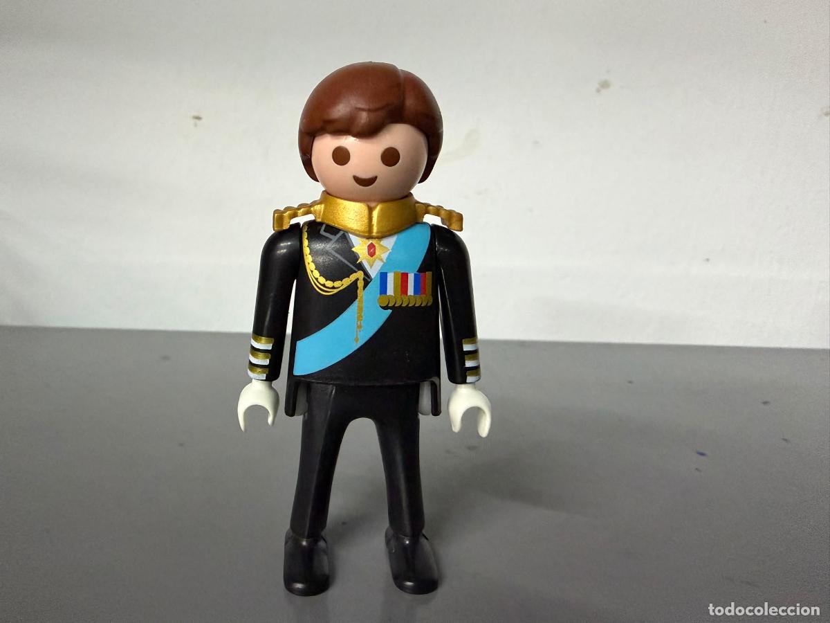 Playmobil: PLAYMOBIL FIGURA INGLES CON GALONES Y TRAJE DE GALA -INGLE1