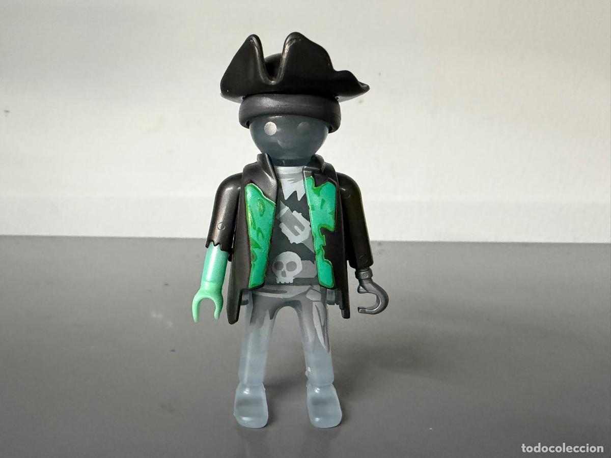 Playmobil: PLAYMOBIL FIGURA PIRATA FANTASMA TRANSPARENTE HALLOWEEN -C46
