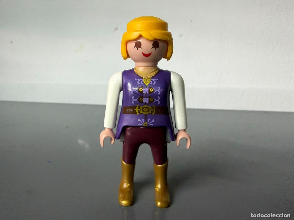 Playmobil: PLAYMOBIL FIGURA MUJER PRINCESA MEDIEVAL BOTAS DORADAS ALTAS -C46