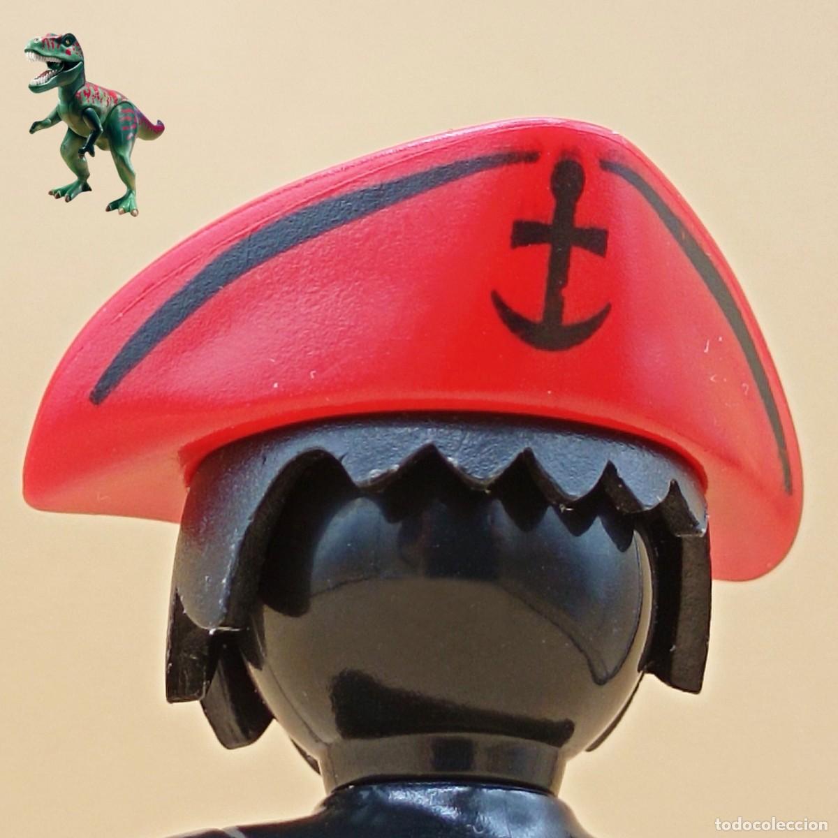 Playmobil: Playmobil sombrero tricornio rojo con ancla marinero almirante tripulante capitan pirata 5136