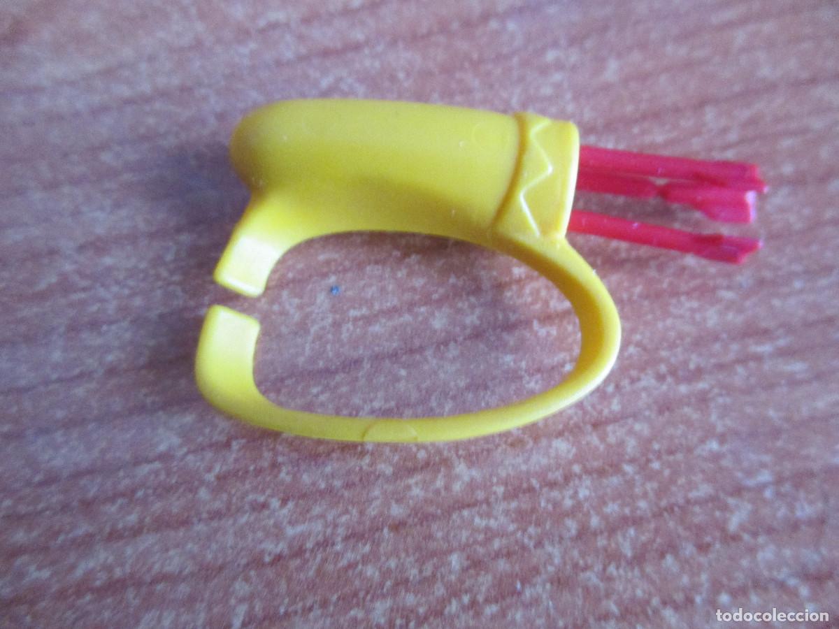 Playmobil: PLAYMOBIL : 1 CARCAJ AMARILLO CON FLECHAS ROJAS