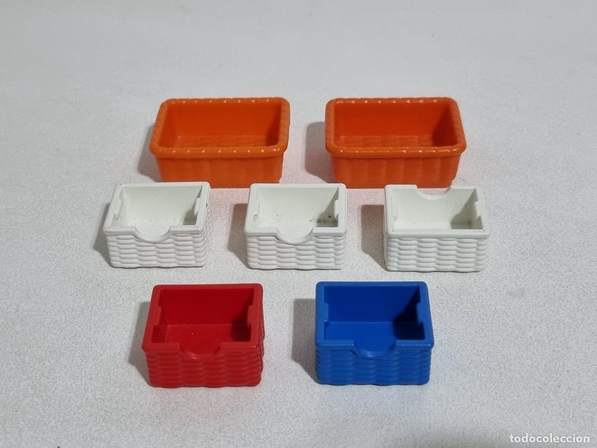 Playmobil: Playmobil Lote Caja Cajon Cesta Mimbre Estanteria Jardin Casa Granja Ba&ntilde;o