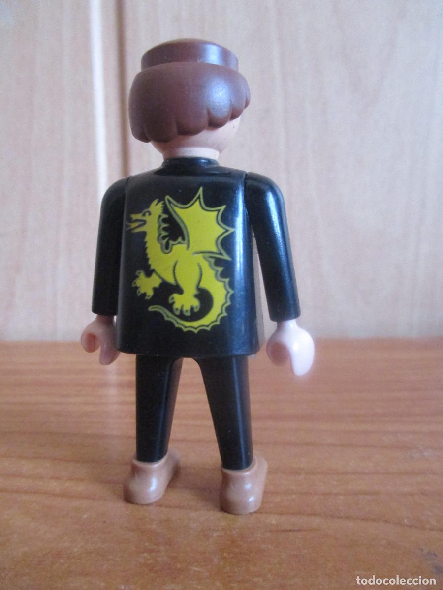 Playmobil: PLAYMOBIL : 1 FIGURA SOLDADO MEDIEVAL LEON AMARILLO