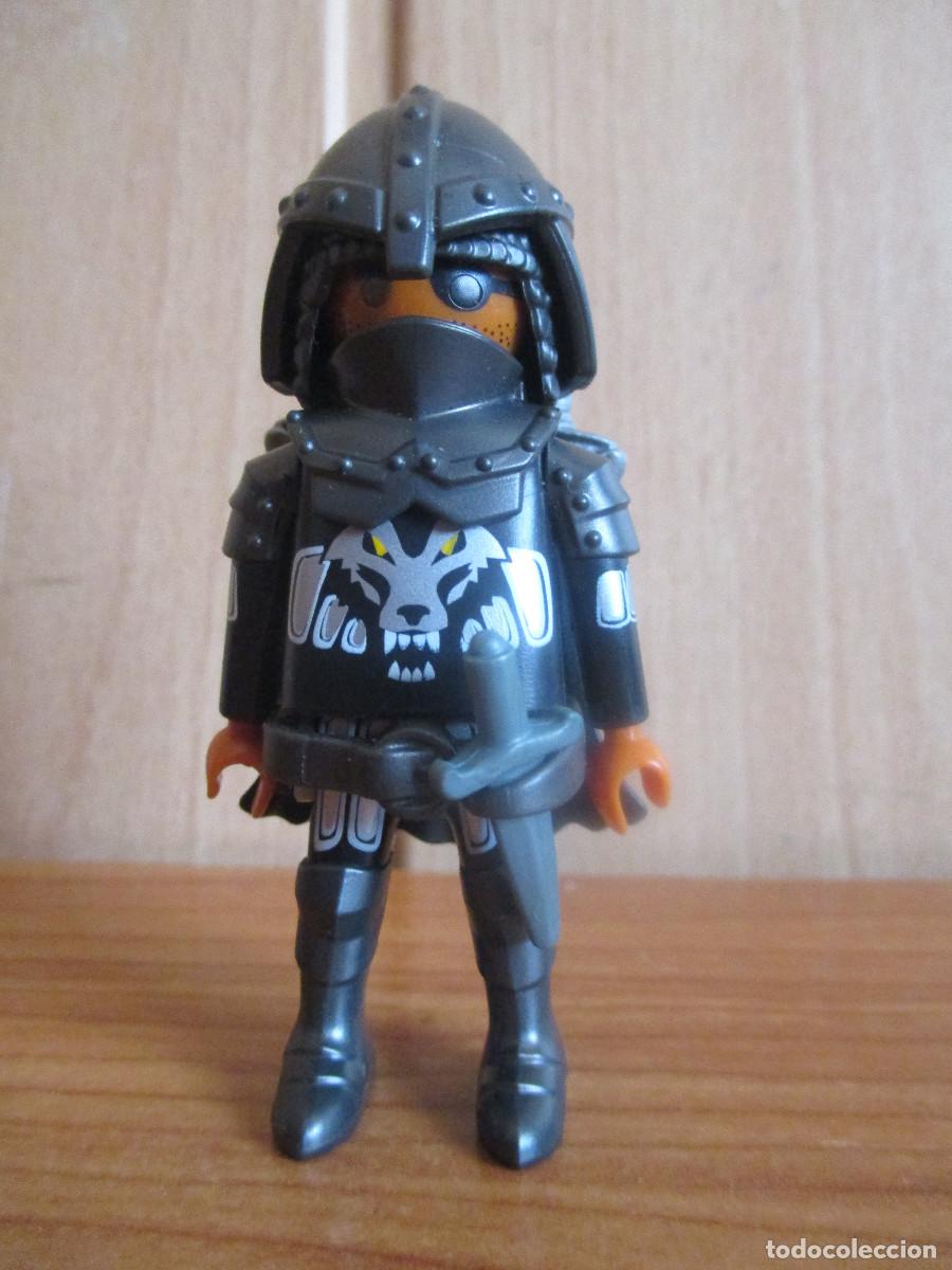 Playmobil: PLAYMOBIL : 1 FIGURA SOLDADO MEDIEVAL LOBO NEGRO EN PECHO