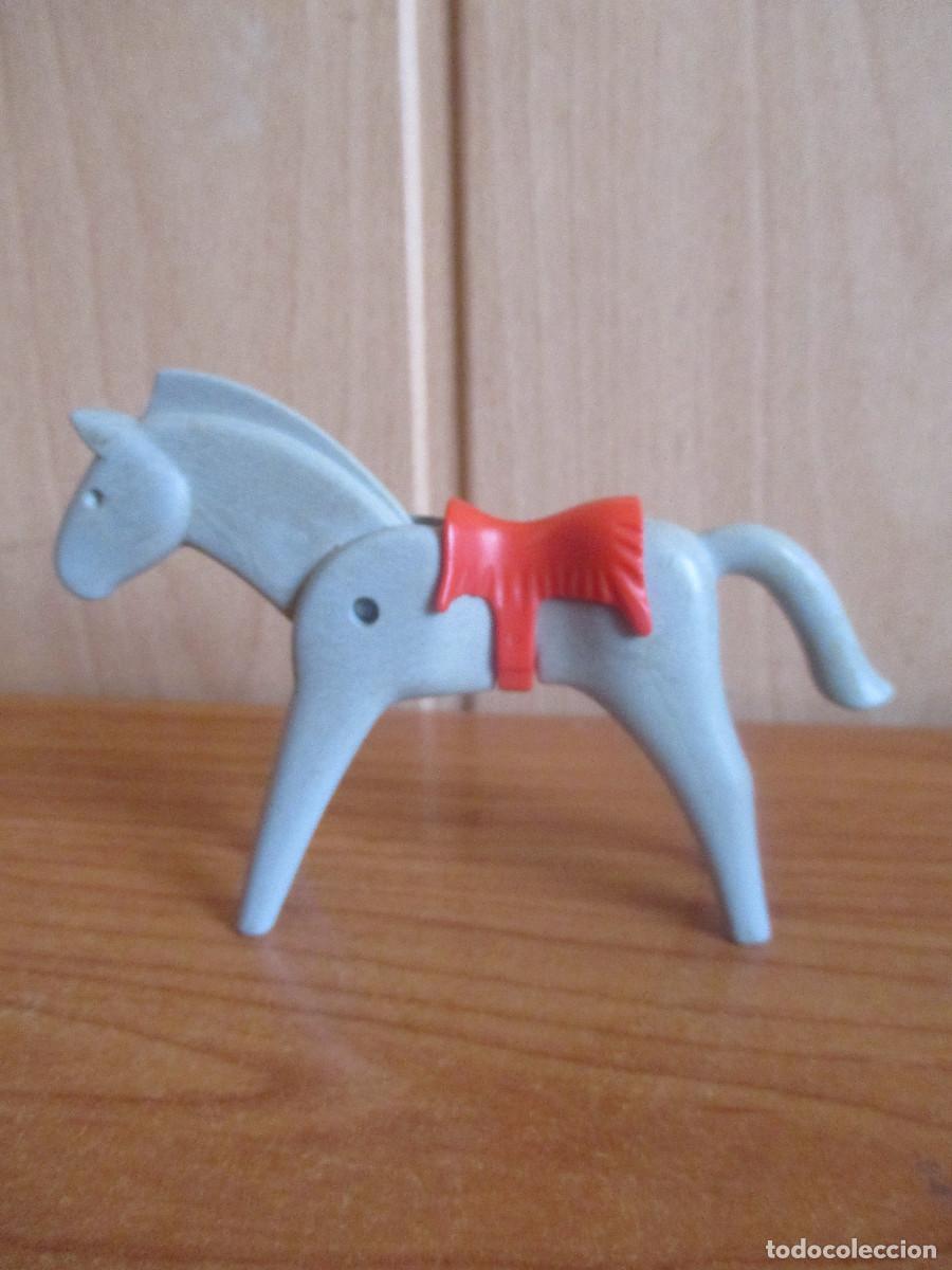 Playmobil: PLAYMOBIL : 1 CABALLO CON SILLA - Foto 2