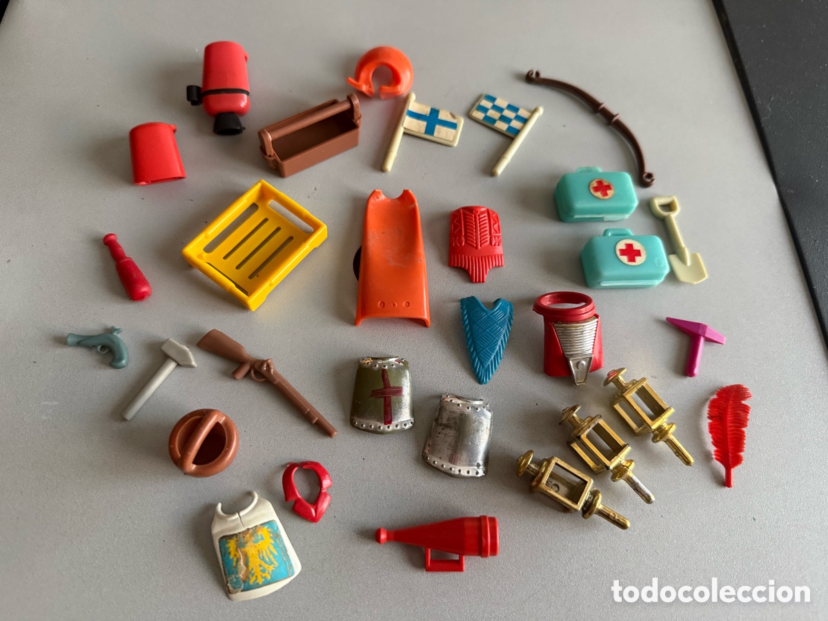 Playmobil: PLAYMOBIL. 30 PIEZAS. COMPLEMENTOS - Foto 1