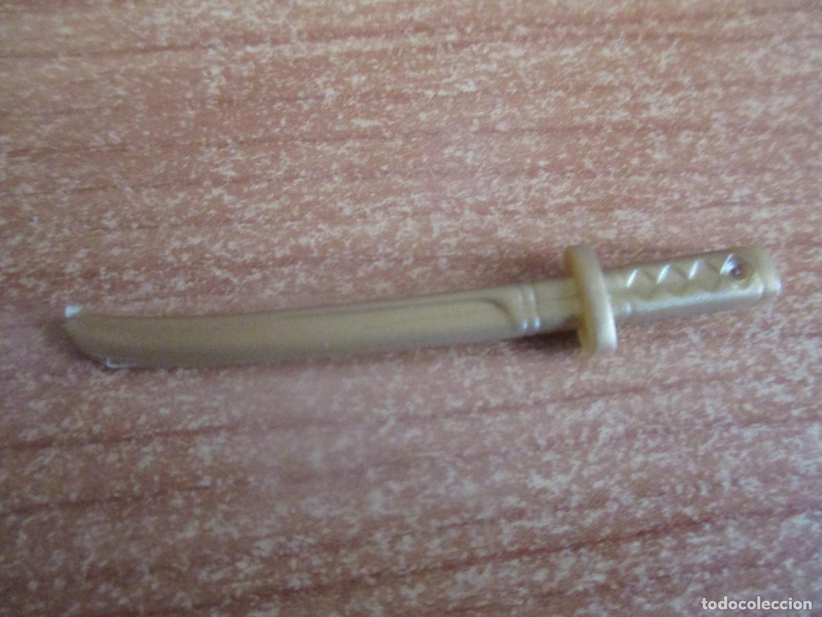 Playmobil: PLAYMOBIL : 1 ESPADA O KATANA MEDIEVAL DORADA