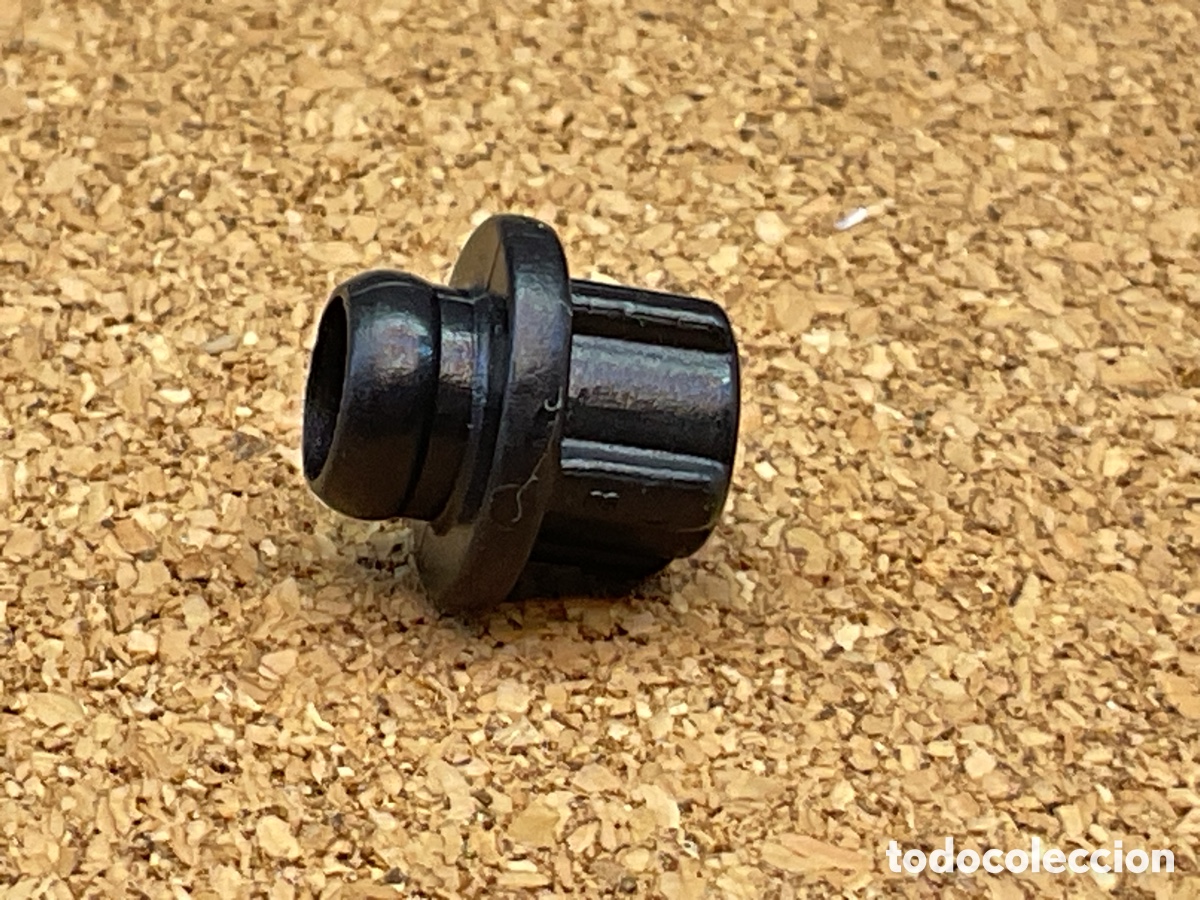 Playmobil: ACCESORIO PLAYMOBIL . TUERCA,ENGANCHE NEGRO, CONECTOR , CLIP.