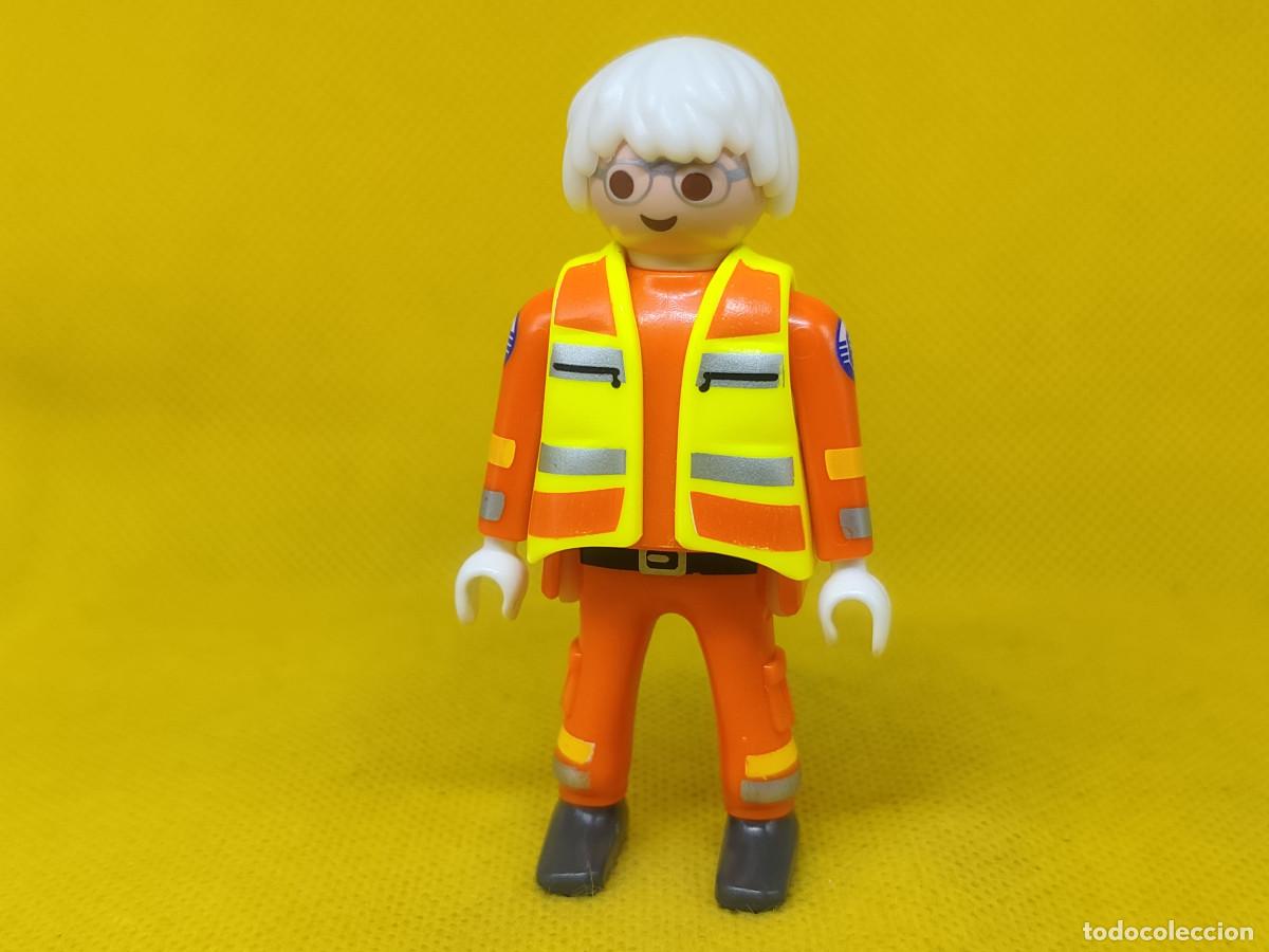 Playmobil: Playmobil M&eacute;dico de emergencias, enfermero de ambulancia