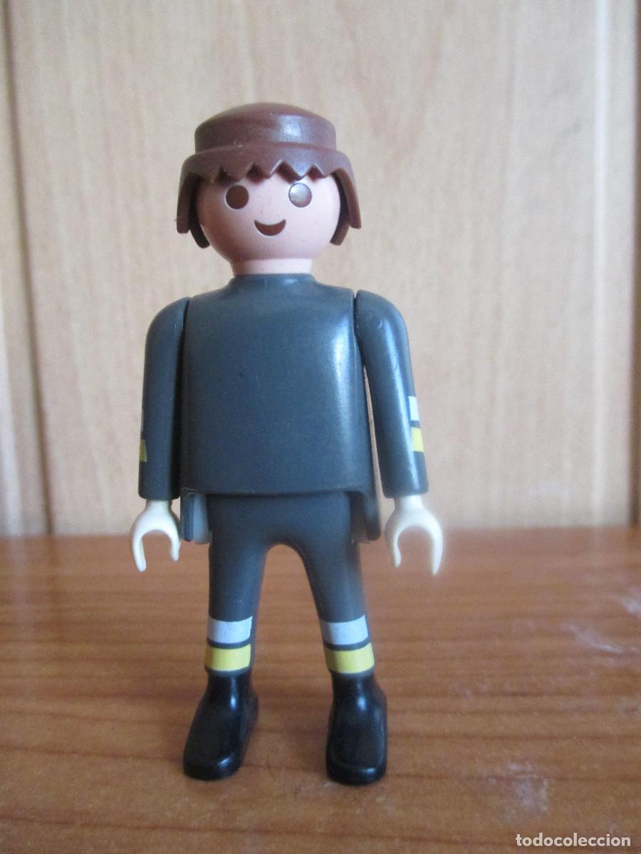 Playmobil: PLAYMOBIL : 1 FIGURA BOMBERO POLICIA O SIMILAR