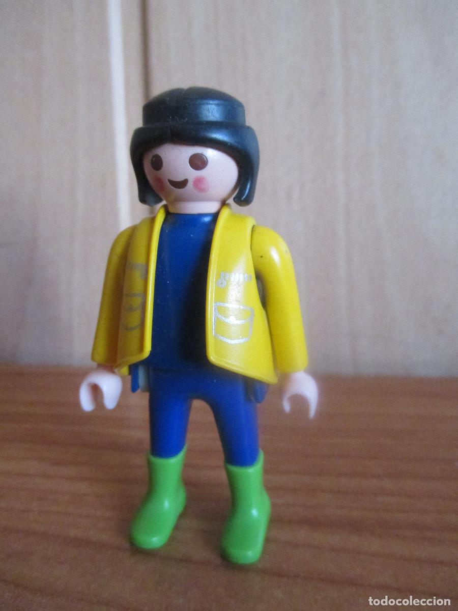 Playmobil: PLAYMOBIL : 1 FIGURA MUJER CON CHALECO