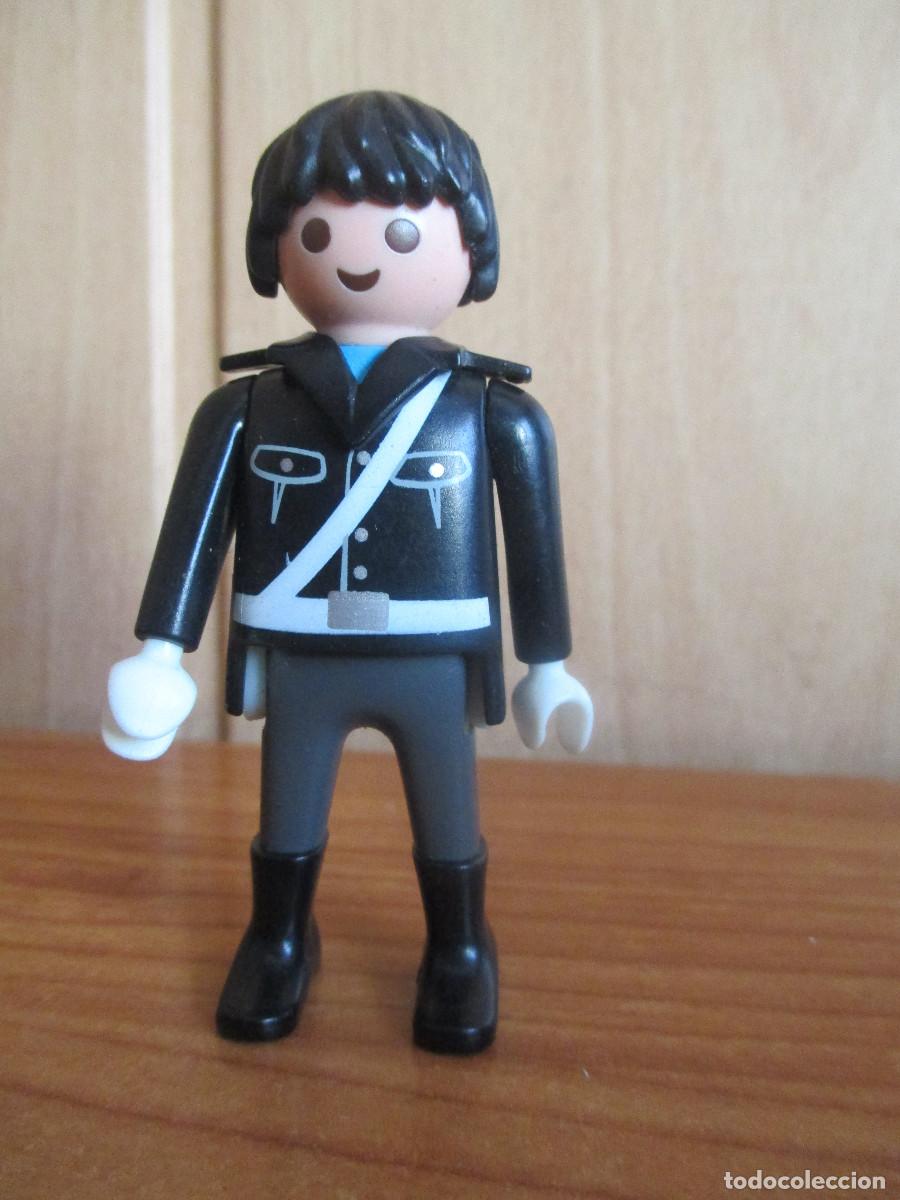 Playmobil: PLAYMOBIL : 1 FIGURA POLICIA