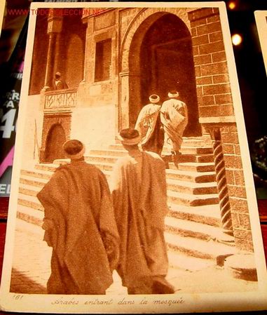 Postais: ANTIGUA POSTAL DE MARRUECOS - ARABES ENTRANDO EN LA MEZQUITA