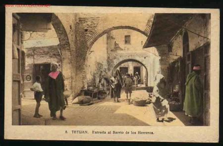 Postais: TETUAN 8 : ENTRADA AL BARRIO DE LOS HERREROS