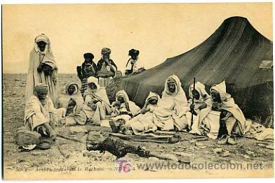 Postales: ARGELIA,    MARRUECOS,   ARABES PREPARANTLE MECHOUI,             P14352
