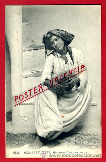 Postkarten: POSTAL MARRUECOS, SCENES ET TYPES, MUSICIENNE MAURESQUE,   P72630