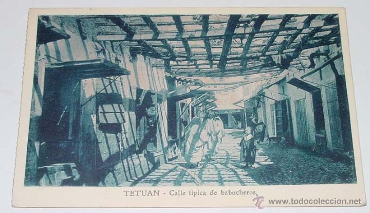 Cartoline: ANTIGUA POSTAL DE TETUAN - CALLE TIPICA DE BARBUCHEROS - CIRCULADA.