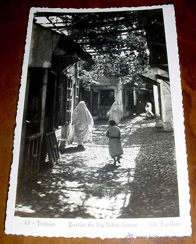 Cartes Postales: ANTIGUA FOTO POSTAL DE TETUAN (MARRUECOS) . BARRIO DE LOS BABUCHEROS - SIN CIRCULAR - ED. ARRIBAS -