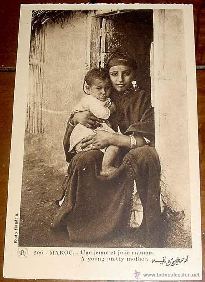 Postais: ANTIGUA POSTAL DE MARRUECOS - UNE JEUNE ET JOLIE MAMAN - PAR M. FLANDRIN - SCENES TYPES DU MAROC - N