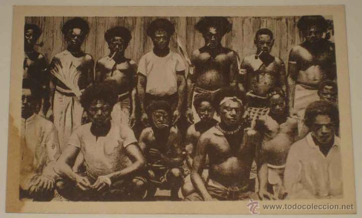 Postais: ANTIGUA POSTAL DE GUINEA ECUATORIAL - TRABAJADORES DE LA NUEVA GUINEA - ED. MATEU - NO CIRCULADA.