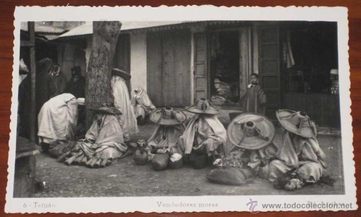 Postais: ANTIGUA FOTO POSTAL DE TETUAN - VNDEDORAS MORAS - ED. ARRIBAS - NO CIRCULADA.