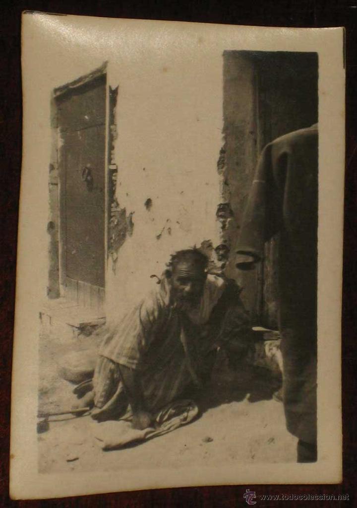 Postais: ANTIGUA FOTOGRAFIA DE MORO EN TETUAN - MIDE 7 X 4,7 CMS.