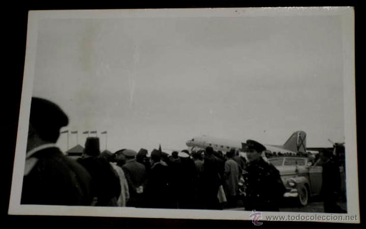 Postais: ANTIGUA FOTOGRAFIA DEL AEROPUERTO DE SANIA RAMEL - TETUAN - LLEGADA DEL JALIFA  - PROTECTORADO ESPA&Ntilde;