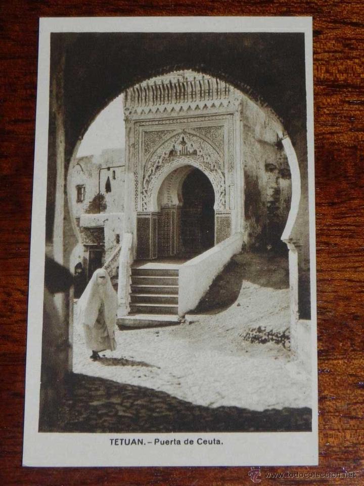 Cartoline: ANTIGUA POSTAL - TETUAN - PUERTA DE CEUTA - EDICIONES M. ARRIBAS - SIN CIRCULAR