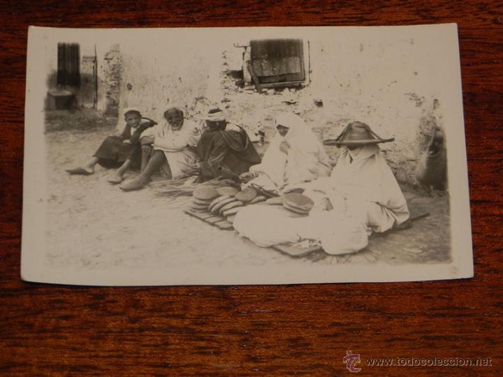 Cartoline: ANTIGUA FOTO POSTAL DE TETUAN - MARRUECOS - FOTO ROJO - NO CIRCULADA.