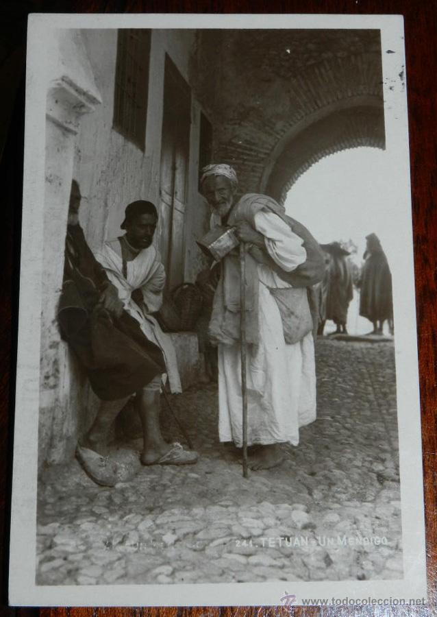 Cartoline: ANTIGUA FOTO POSTAL DE TETUAN, N. 241, UN MENDIGO, MARRUECOS, CIRCULADA.