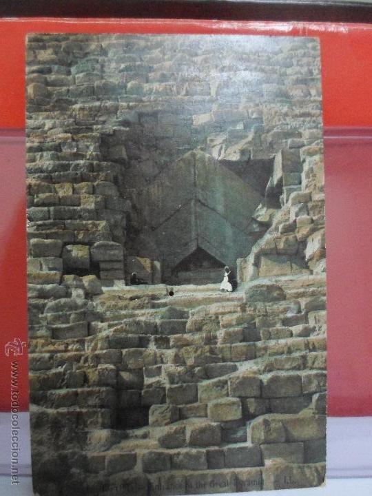 Postais: POSTAL - ENTRADA A LA GRAN PIRAMIDE EGIPTO