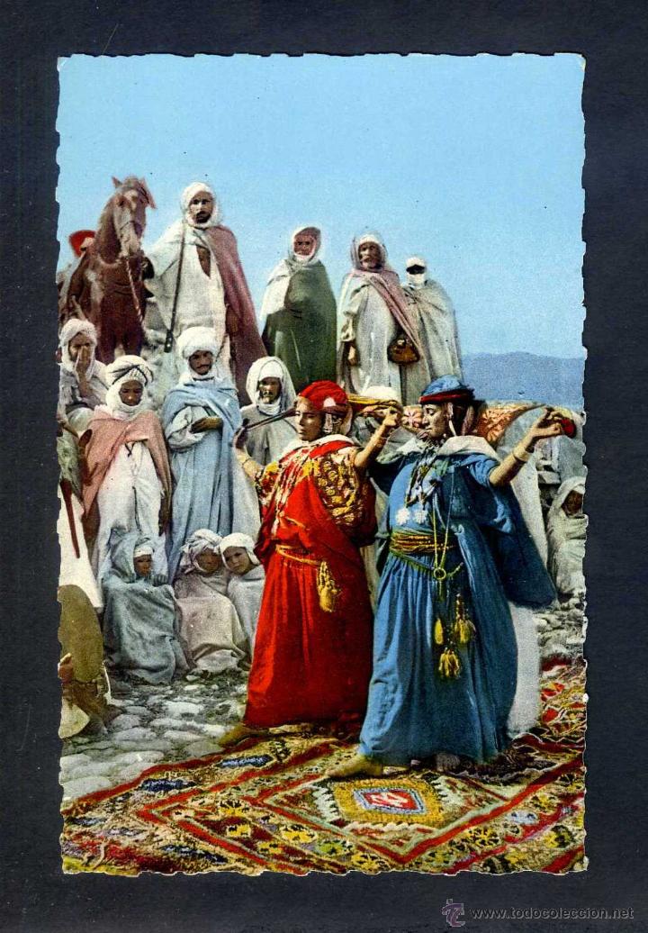 Postais: Argelia. *La Danse du foulard* Serie Sc&egrave;nes et Types d&acute;Afrique du Nord n&ordm; 8046. Ed. Jomone, Nueva.