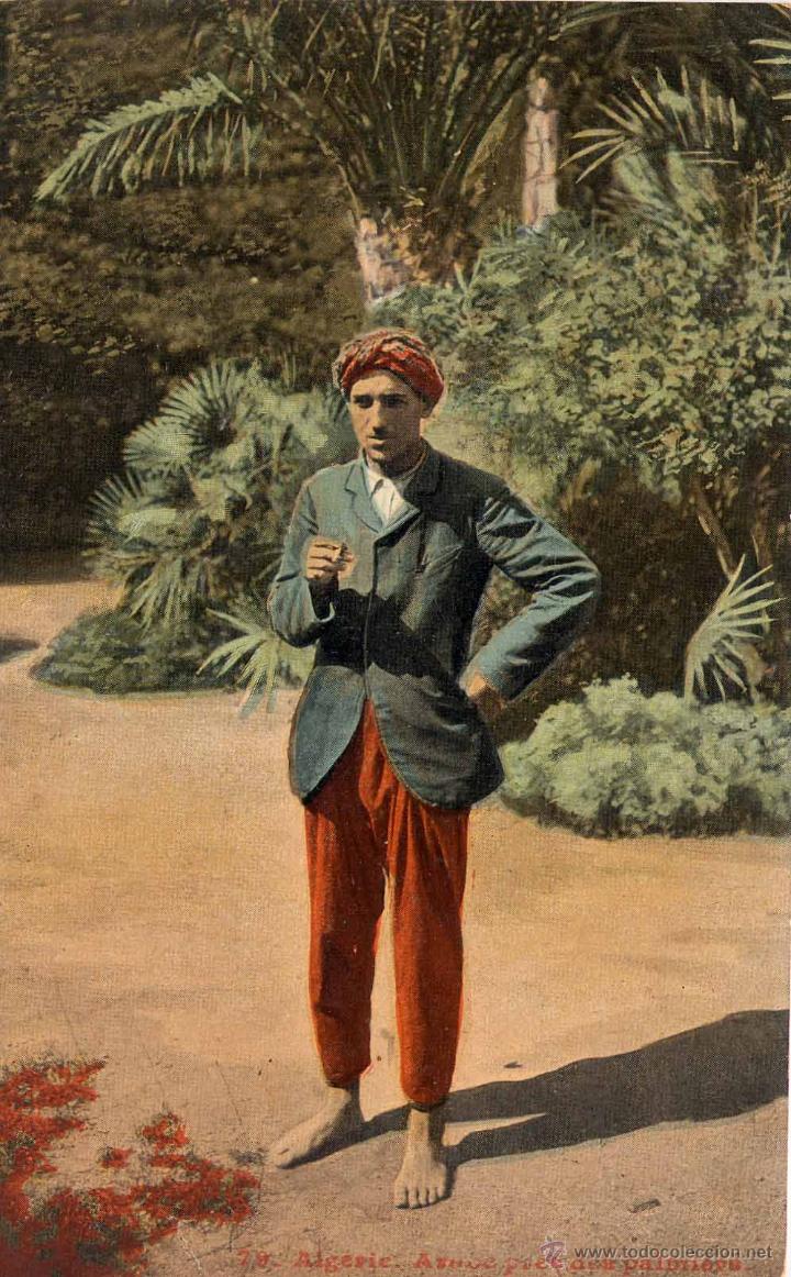 Postcards: ARGELIE.- ARABE PR&Eacute;S DES PALMIERS
