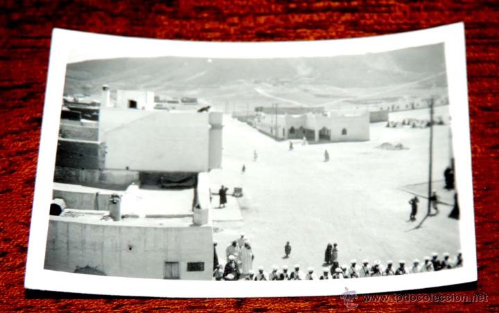 Cartes Postales: FOTOGRAFIA DE SIDI IFNI, SAHARA, 1950, MIDE 7X 4,7 CMS.