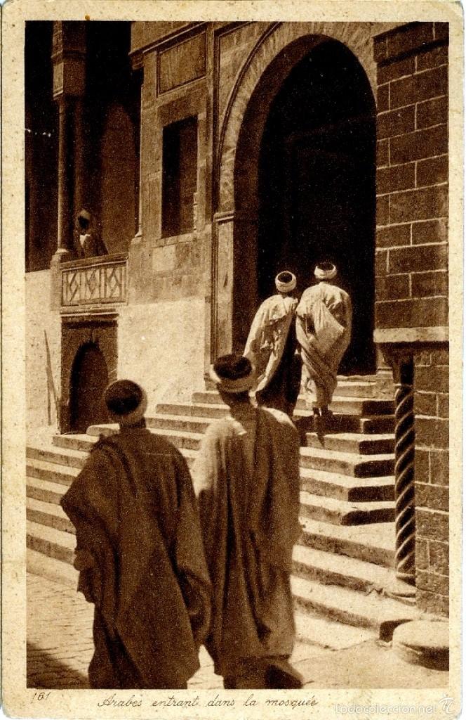 Cartes Postales: ARABES ENTRANDO EN LA MEZQUITA /  ENTRANTDANS LA MOSQUE&Eacute;, POSTAL NO CIRCULADA LEMNERT&LANDDROK 1920
