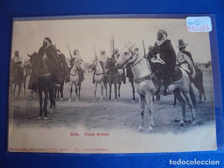 Cartoline: (PS-51203)POSTAL DE DIFFA-CHEFS ARABES