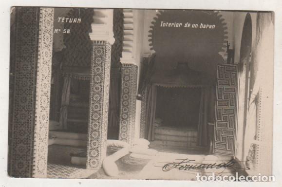 Cartes Postales: Tetuan postal fotogr&aacute;fica Interior de un haren. Escrita sin circular.