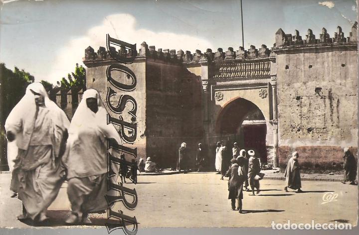Cartes Postales: POSTAL, OUJDA-MARRUECOS, LA M&Eacute;DINA, PORTE DES T&Eacute;TES, CIRCULADA