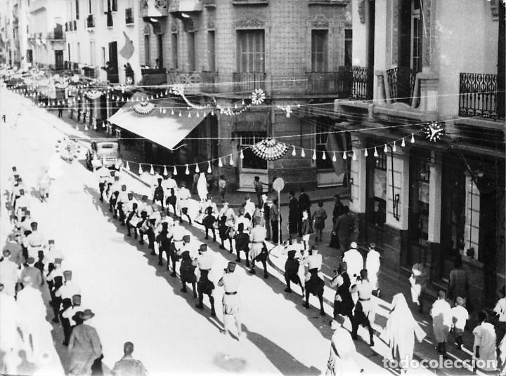 Postais: FOTOGRAF&Iacute;A DESFILE- MAYO 1935