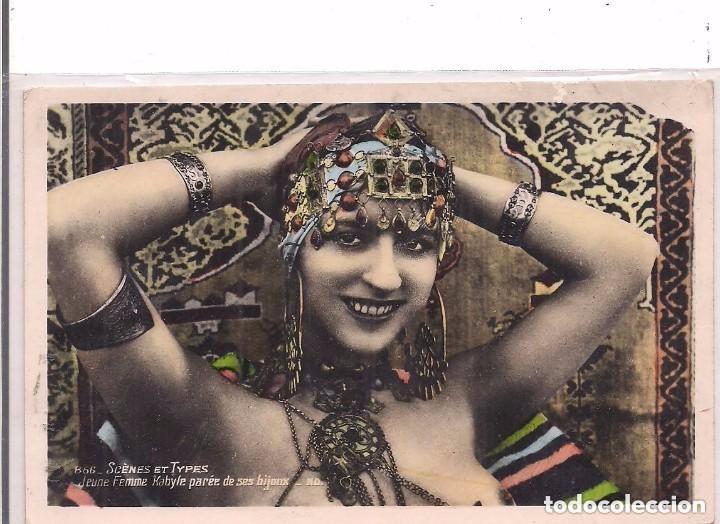 Cartoline: Jeune Femme Kabyle par&eacute;e de ses bijoux